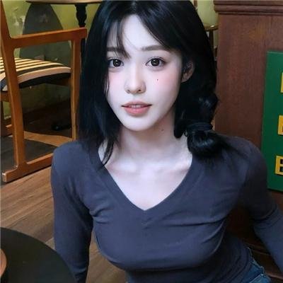 她嫁了个警察